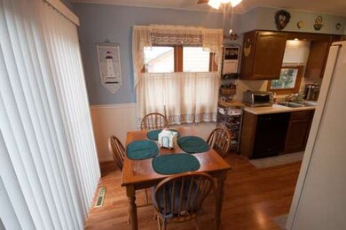 110 Quail Run, Lake In the Hills, IL 60156 - photo 6