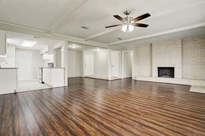 16207 Barcelona Dr, Friendswood, TX 77546 - photo 2