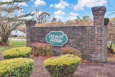 5 Foncine Ln unit 5, South Windsor, CT 06074 - photo 2