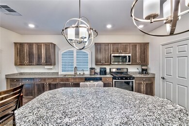 7813 Westwind Rd, Las Vegas, NV 89139 - photo 4