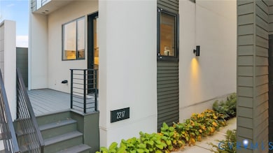 2217 Uptown Alley unit END, Richmond, VA 23220 - photo 3