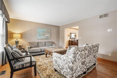 4 Pine Valley Dr, Collinsville, IL 62234 - photo 4