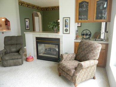 Living Rm2
