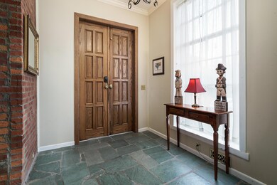 114 E Beck St, Columbus, OH 43206 - photo 5