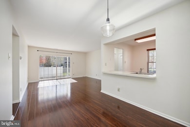 4305 Fenwick Ln, Mount Laurel, NJ 08054 - photo 5