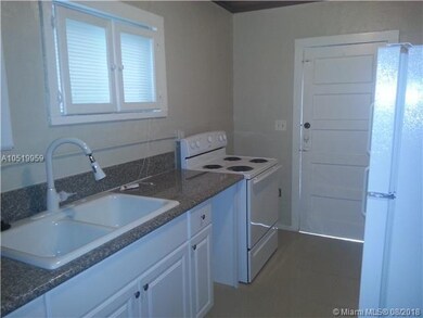 107 GRAND AVE #109 KITCHEN