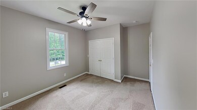 2271 Regency Dr, Randleman, NC 27317 - photo 4