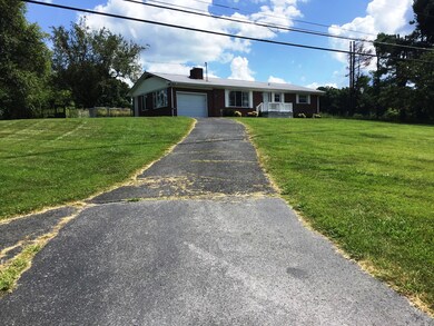 6670 Erwin Hwy Front 2