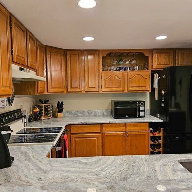 57 W Branch Rd unit 14, Lincoln, NH 03251 - photo 3