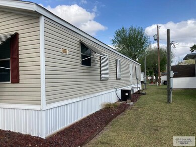 608 Anaqua St, La Feria, TX 78559 - photo 3