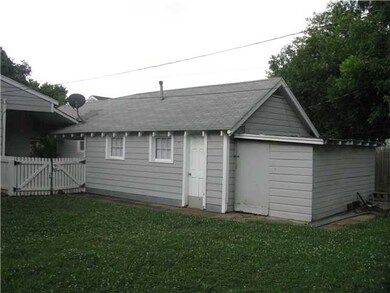 Garage with attached Lean to Shed w/ elec.