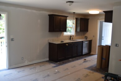 1546 S Spring St, Manchester, TN 37355 - photo 2