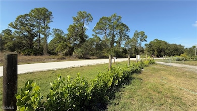 28119 Crescent Lake Dr, Punta Gorda, FL 33955 - photo 4