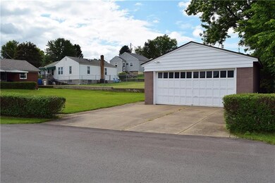 2 stall detached garage and lots of off street par