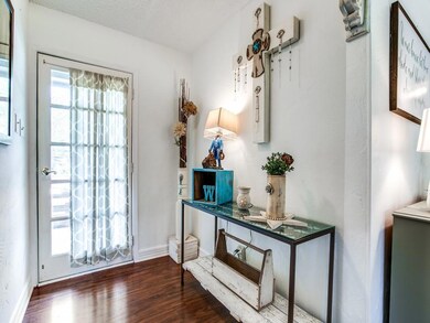 921 Venice St, Hurst, TX 76053 - photo 3