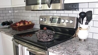 4 Everett St, Natick, MA 01760 - photo 6