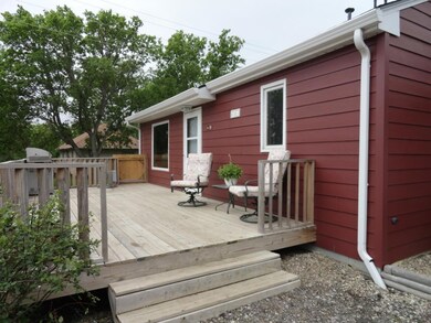 Front deck & entrance