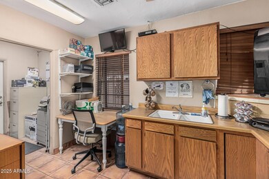 1805 N 16th St, Phoenix, AZ 85006 - photo 5