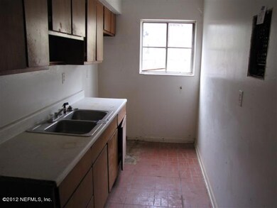2945 Sydney St, Jacksonville, FL 32205 - photo 3