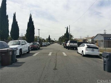 1470 W 152nd St, Compton, CA 90220 - photo 3