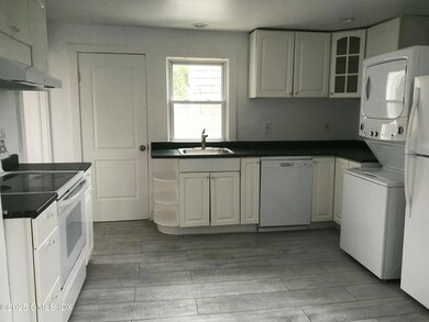 47 Cos Cob Ave unit 3rd Floor, Cos Cob, CT 06807 - photo 4