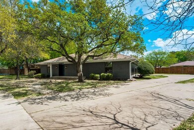 1312 Fredrickburg Ct, Ennis, TX 75119 - photo 2