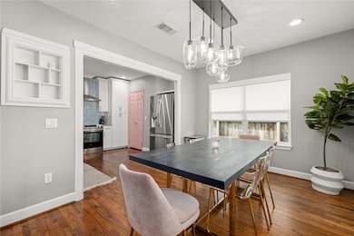 814 Barkley St, Houston, TX 77022 - photo 5