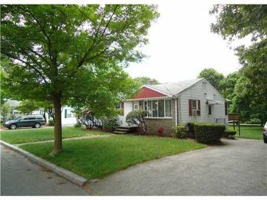 32 Westmore St, Cranston, RI 02910 - photo 2