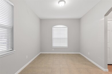 32576 Decker Creek Dr, Pinehurst, TX 77362 - photo 4