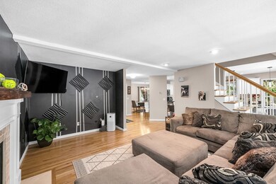 77 Gates Ave, Springfield, MA 01118 - photo 5