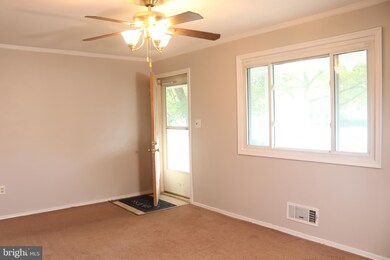 1014 Harrison Dr, Laurel, MD 20707 - photo 5