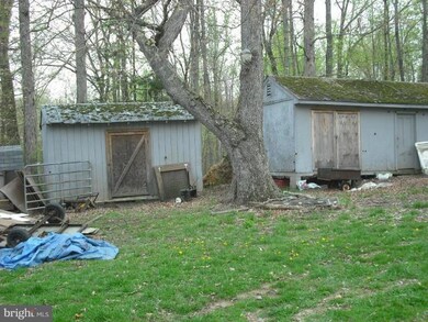 19320 Clover Hill Rd, Jeffersonton, VA 22724 - photo 3