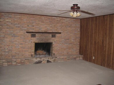 MAIN HOUSE LIVING ROOM