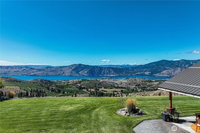 20 Panoramic view acres with plenty of room for a private pool