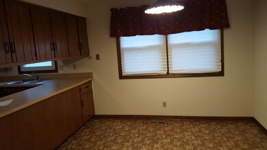 1248 California Ave, Aurora, IL 60506 - photo 7