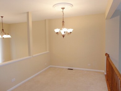 2409 Courtyard Cir unit 2, Aurora, IL 60506 - photo 3