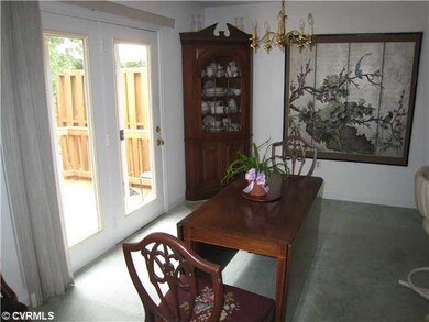 Dining Room - Formal dining area with chandelier a