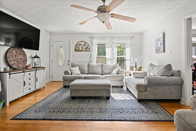 05-Living Room