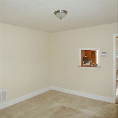 4935 Greenwood St, Brookhaven, PA 19015 - photo 3