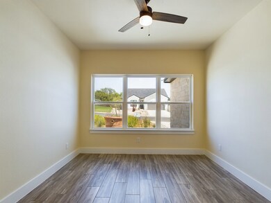 1605 Redwood Ct, Fredericksburg, TX 78624 - photo 6