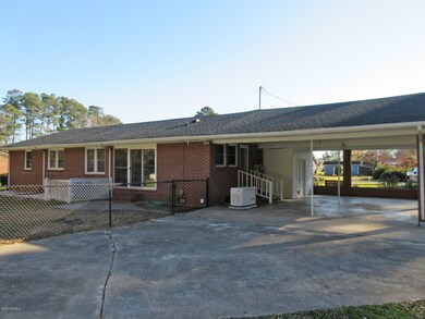 413 E Quinn St - Back