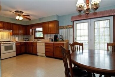 332 N True St, Griffith, IN 46319 - photo 3