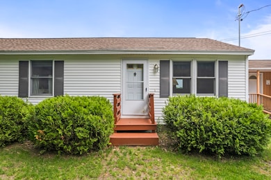 51 Burnham Rd_0106