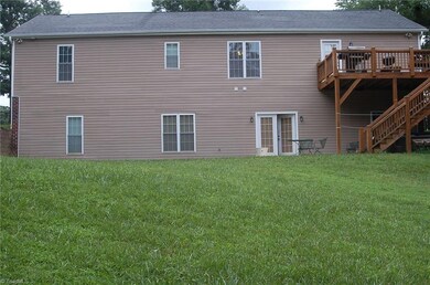 2993 Dillon Rd, Jamestown, NC 27282 - photo 3