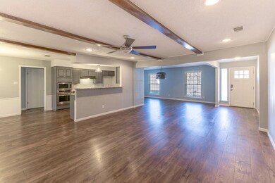 1013 Henson Dr, Hurst, TX 76053 - photo 3