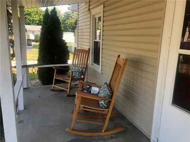 2821 Mckinley Ave, Columbus, IN 47201 - photo 2