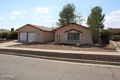 10909 Lakewood Ave, El Paso, TX 79935 - photo 2