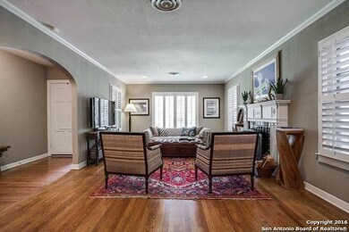 159 E Oakview Place, San Antonio, TX 78209 - photo 6