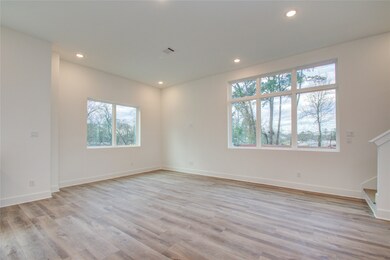 5904 Weathersby St, Houston, TX 77091 - photo 6