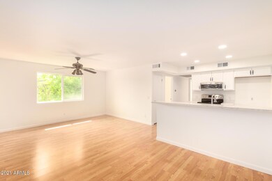 8802 N 8th St unit 203, Phoenix, AZ 85020 - photo 4